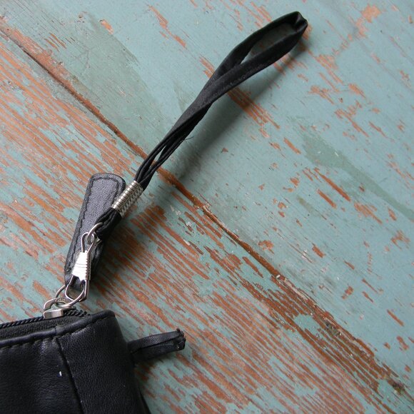 Vtg Y2K Coach Ashley Black Signature LEATHER  Wristlet - Picture 6 of 8